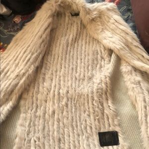 Love token rabbit fur sleeveless . Worn once